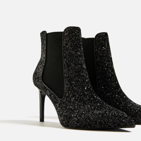 Zara Shoes - Zara heel boots